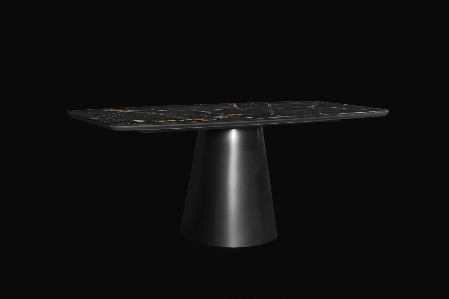 訂製款桌子以黑色金屬件為腳座材質,搭配義大利製造大板桌面