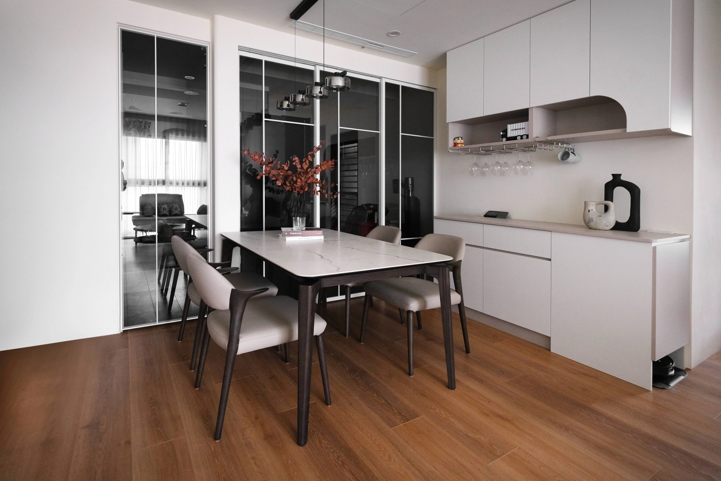 北美梣木全實木餐桌結構