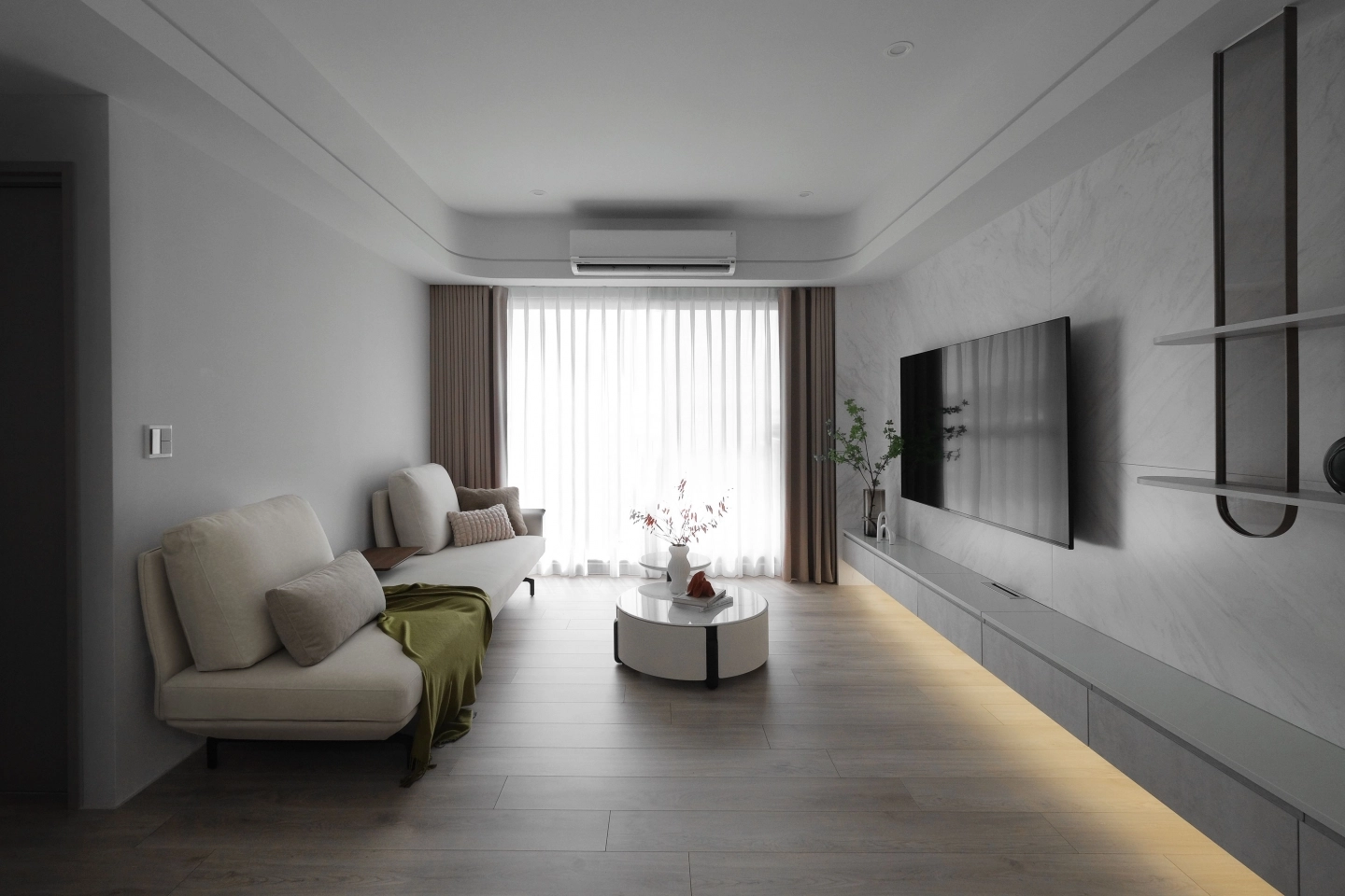 客廳空間沙發搭配低背沙發