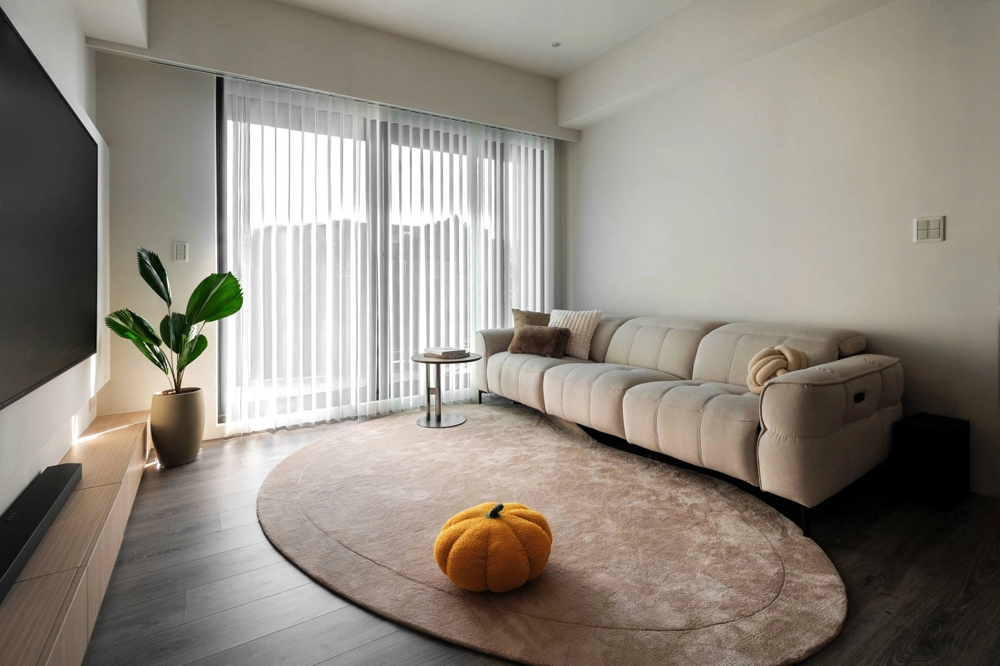 白色貓抓布訂製電動沙發