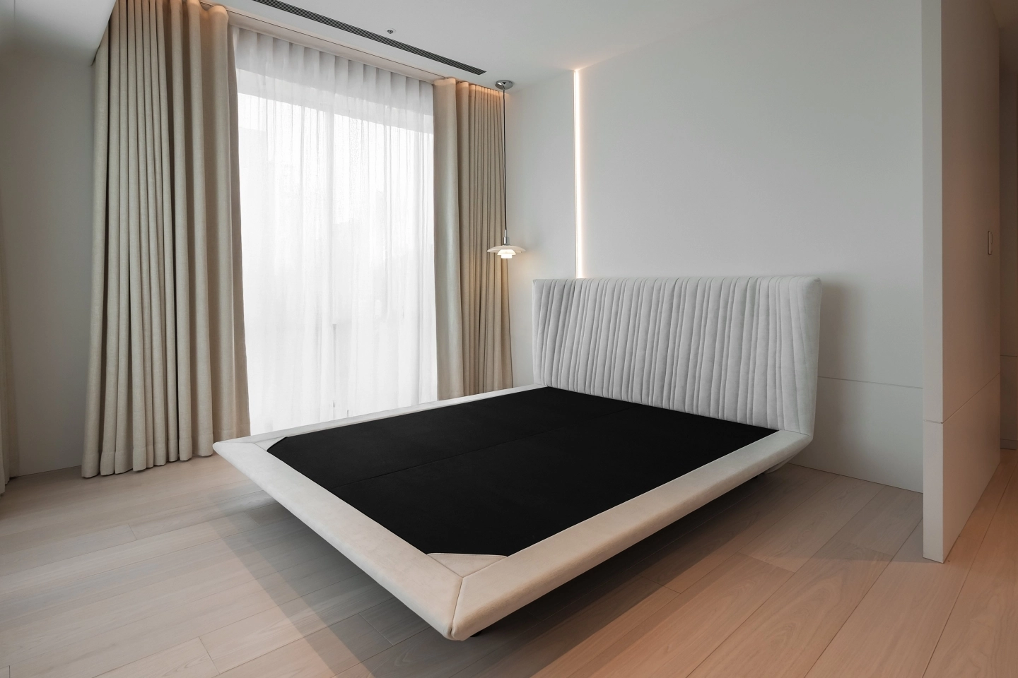 白色特殊布料款式訂製床架