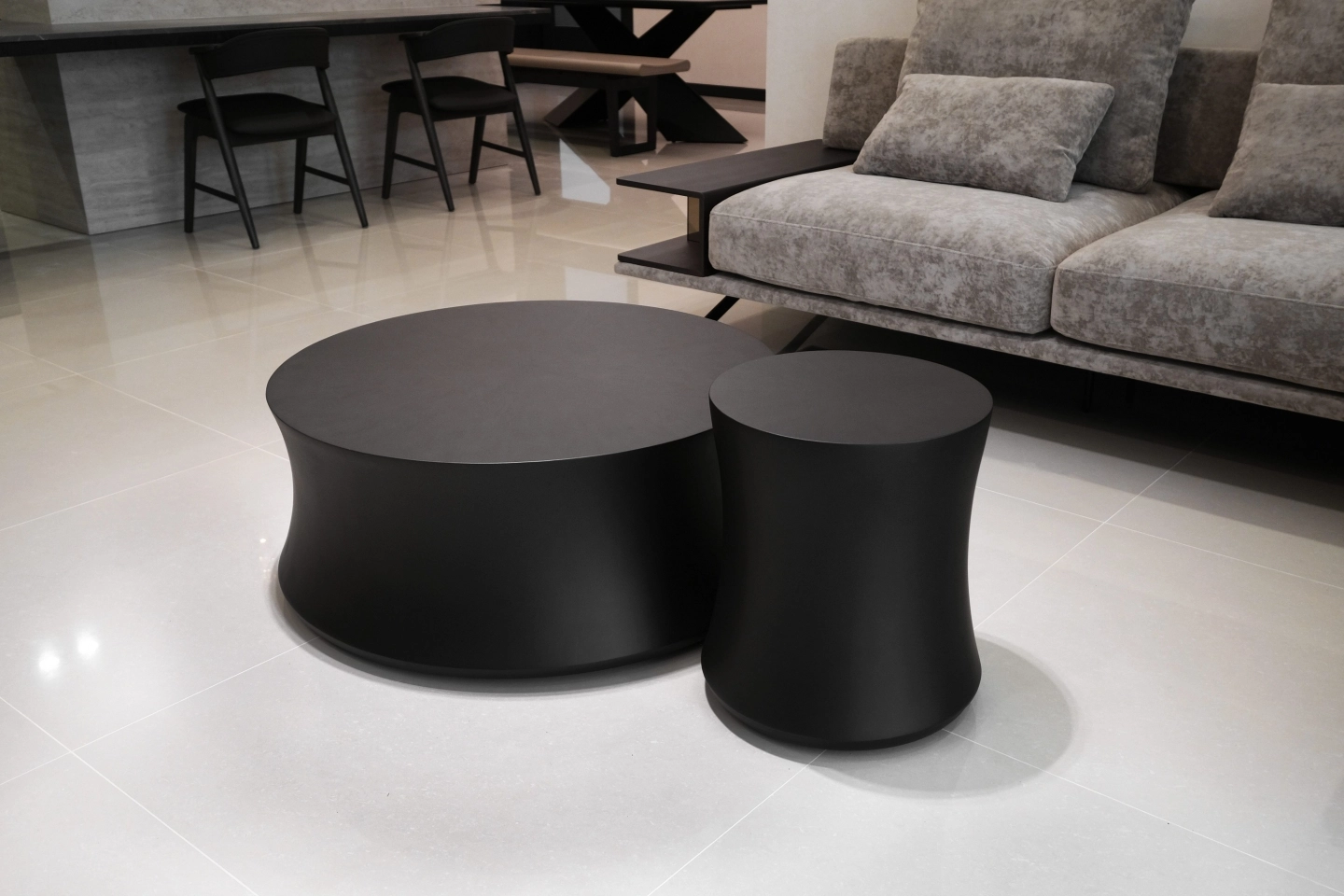 全實木貼皮含有一個抽屜的圓型茶几